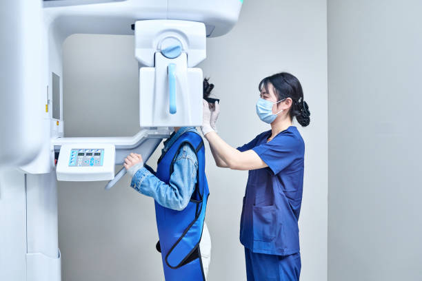 Best Pediatric Emergency Dentist in Dewitt, IA